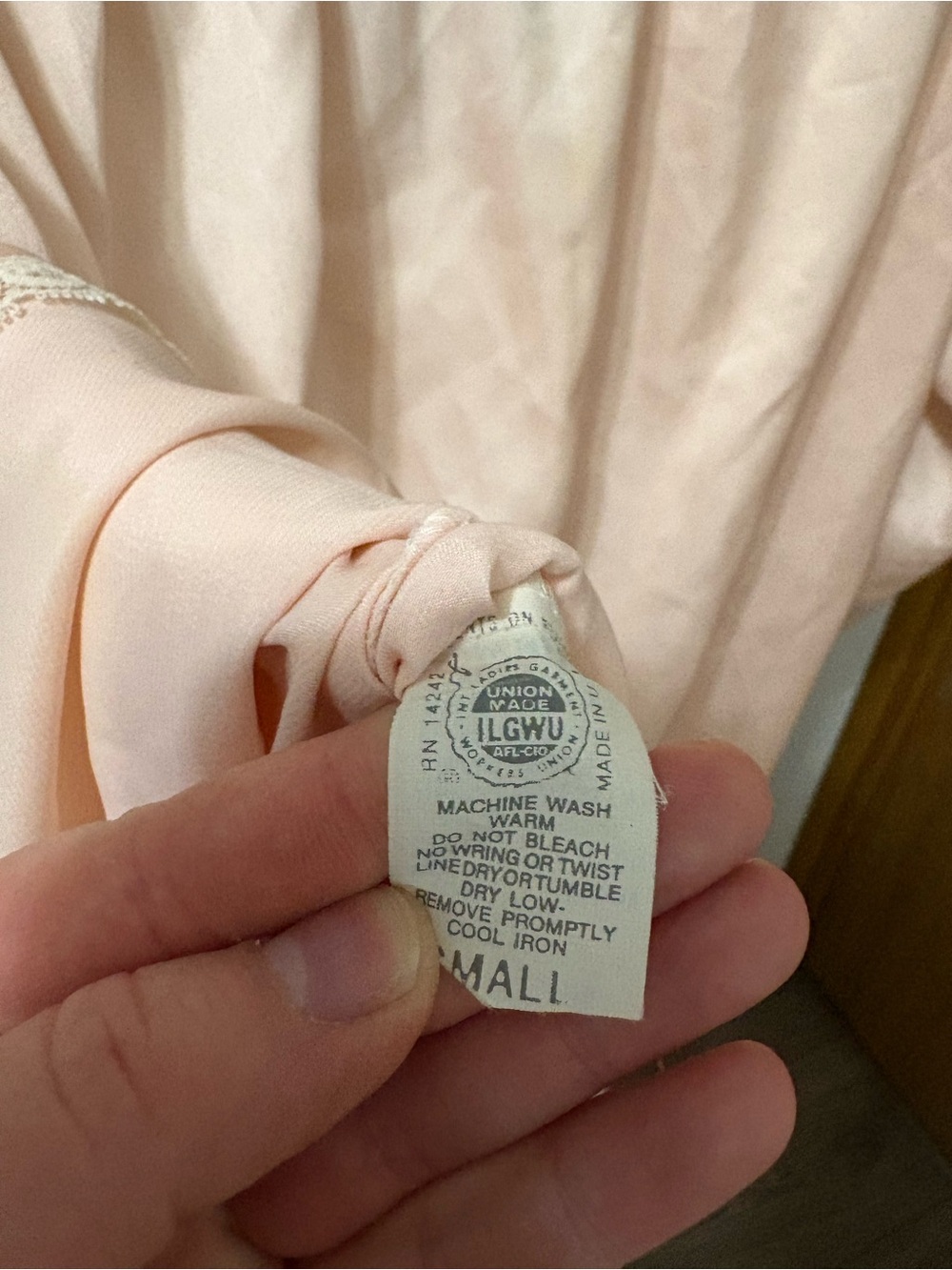 Vintage Pink Chemise with Cream Lace Trim - Picture 6 of 8